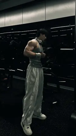 gym dark