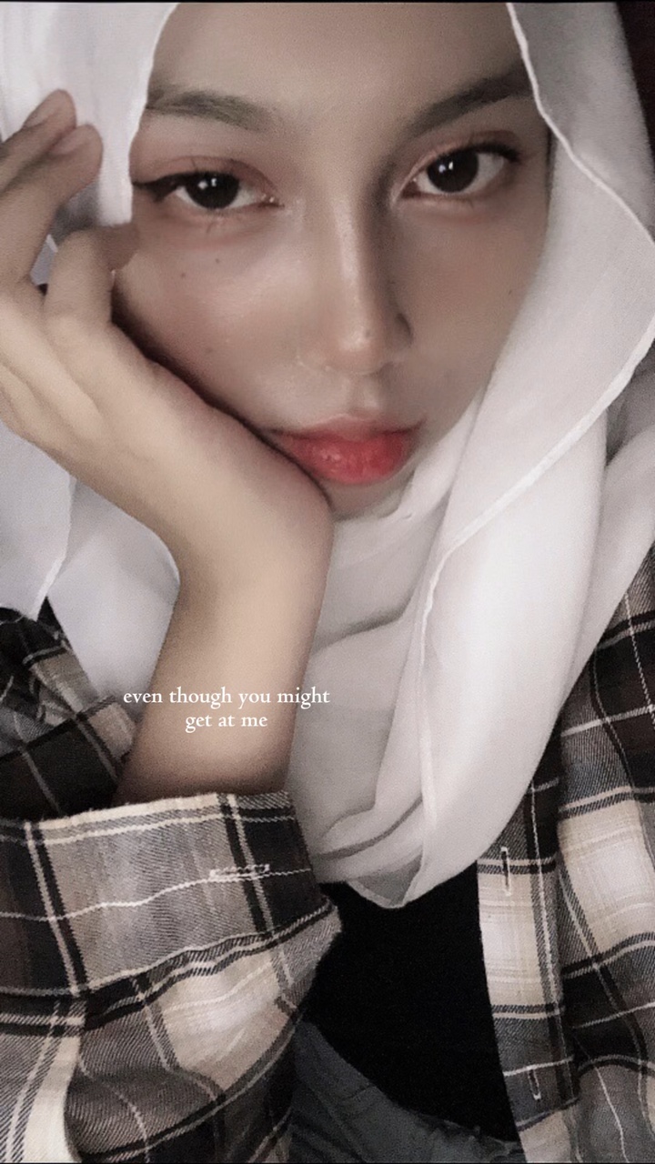 hard 2 face reality.