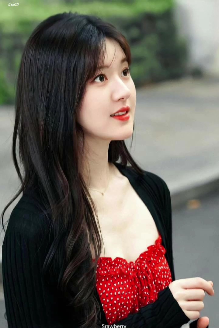 နတ်သမီး