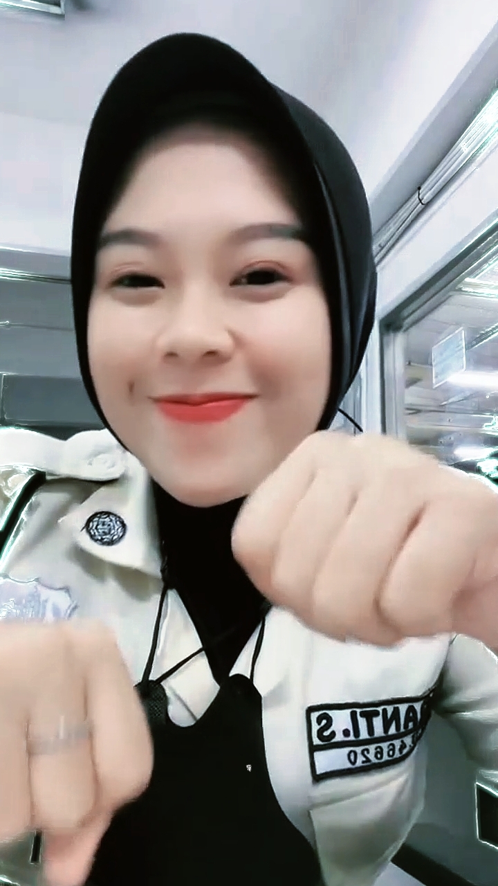 CEWE BARUNYA TETAP