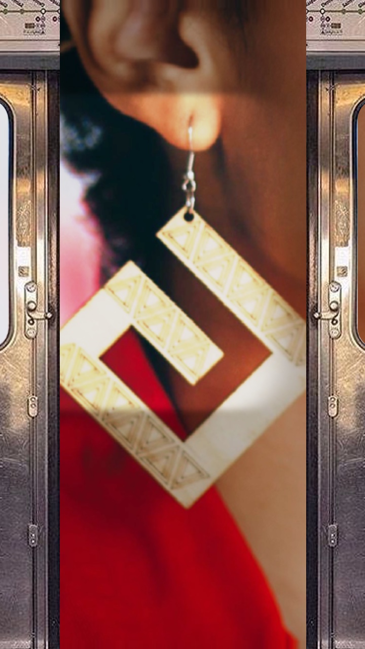 Earring Product Display Beating Match TikTok Style