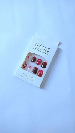 fake nail 