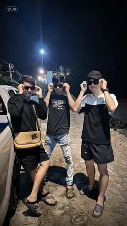 Ai ใส่แว่นถือปืนเท่ห์ ๆ ฟรี