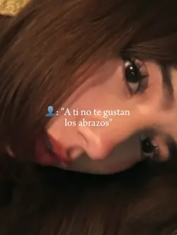 Yo abrazando