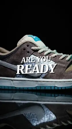 COMINGSOON BRAND 