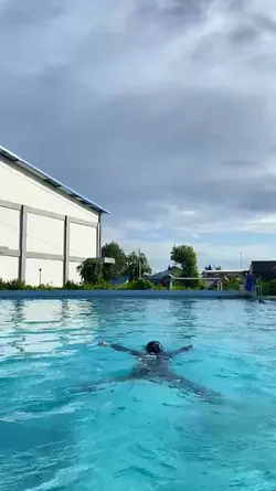 Berenang