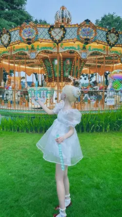 2 pics BH29224082141