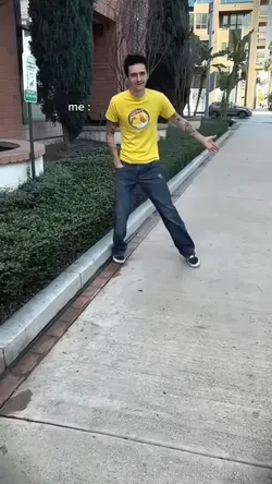 dia lebih keren dari
