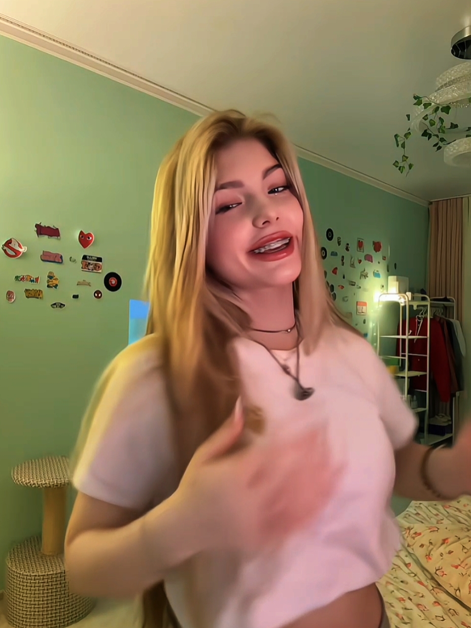 DÄM DÍ DÄM DÍ DÄM