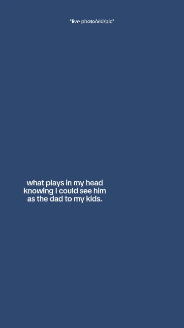 whatplaysinmyheadkno