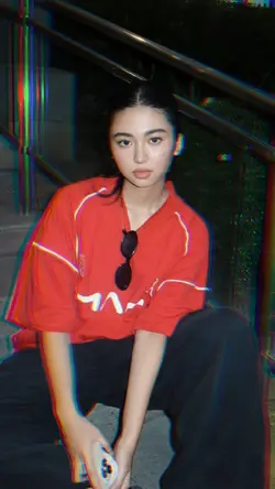 AESTHETIC GLITCH