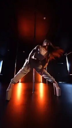 Pole dance