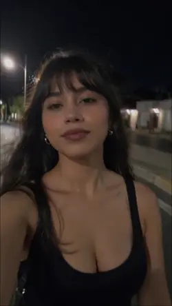 Amiche in slowmo, atmosfera dolce e cuore pieno