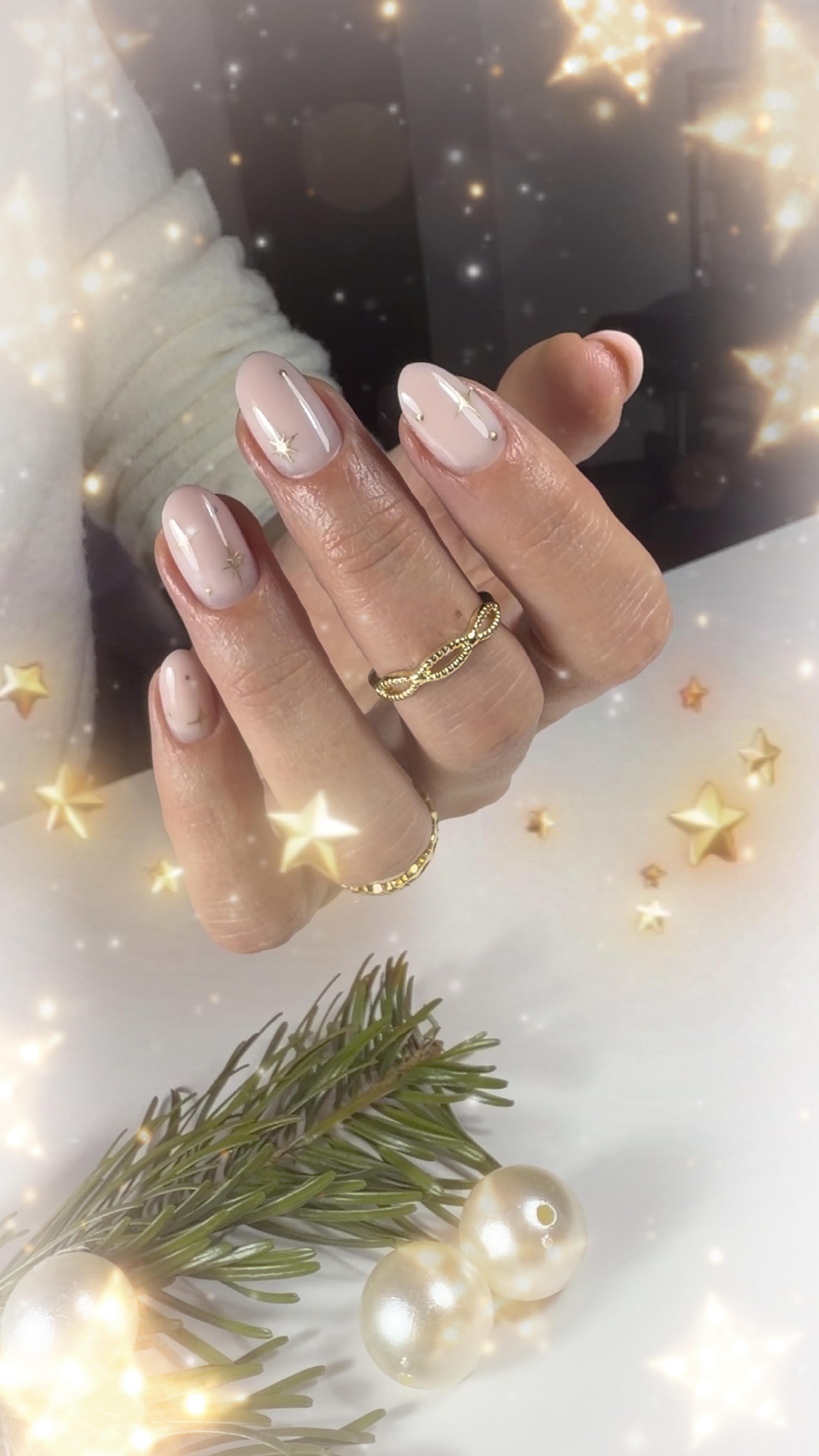 Weihnachtsmaniküre 
