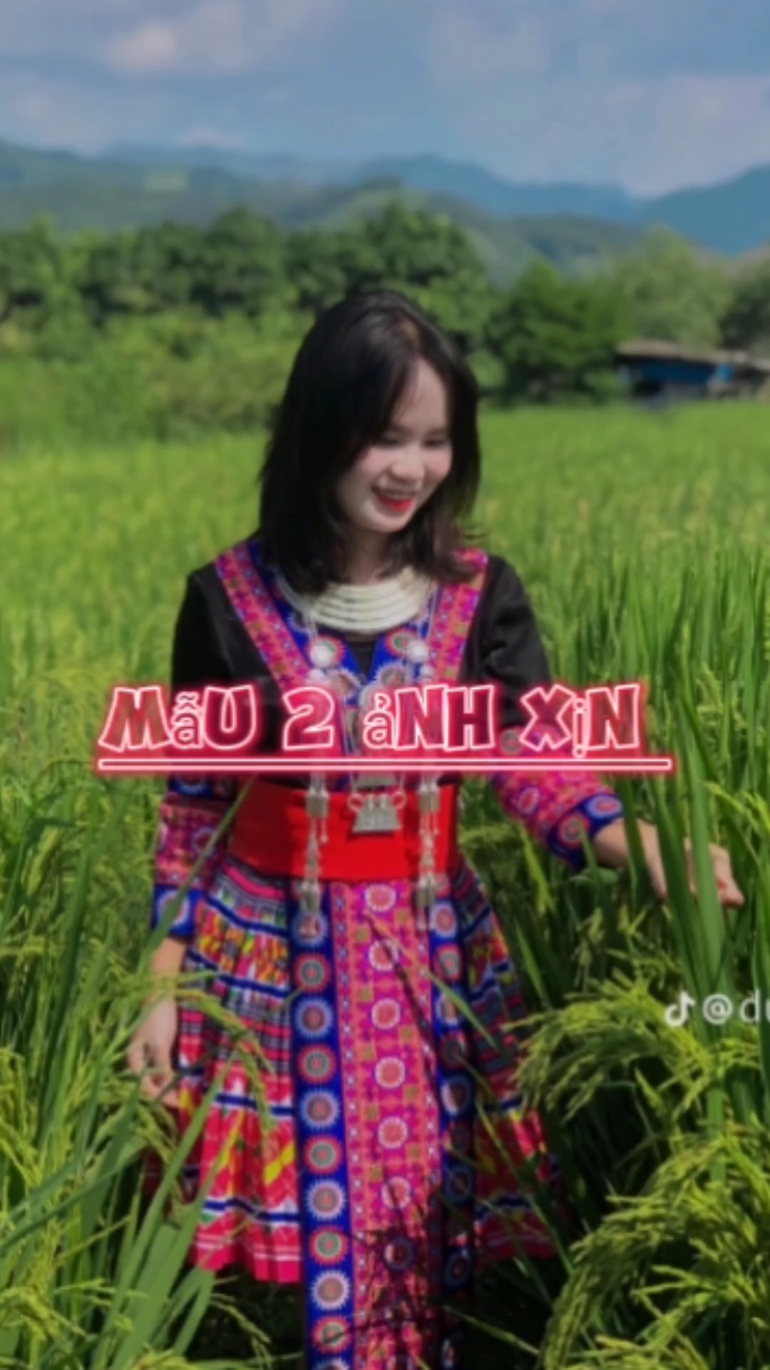 Mẫu 2 ảnh hmong 