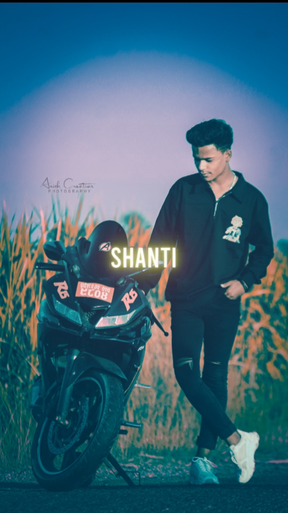 ladki bahut anjani h