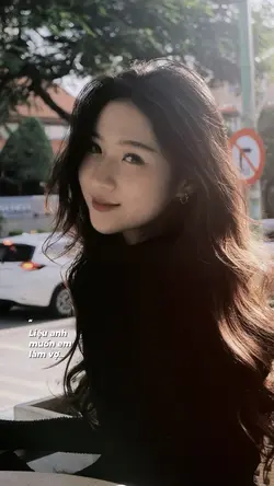 Hoa và váy 2 ảnh