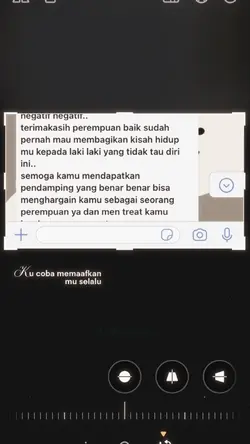 ada titik titik di 