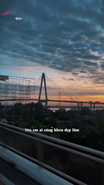 Tên em ai cѕng khen 