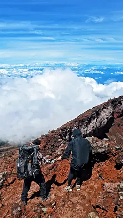 genggamlah tanganku