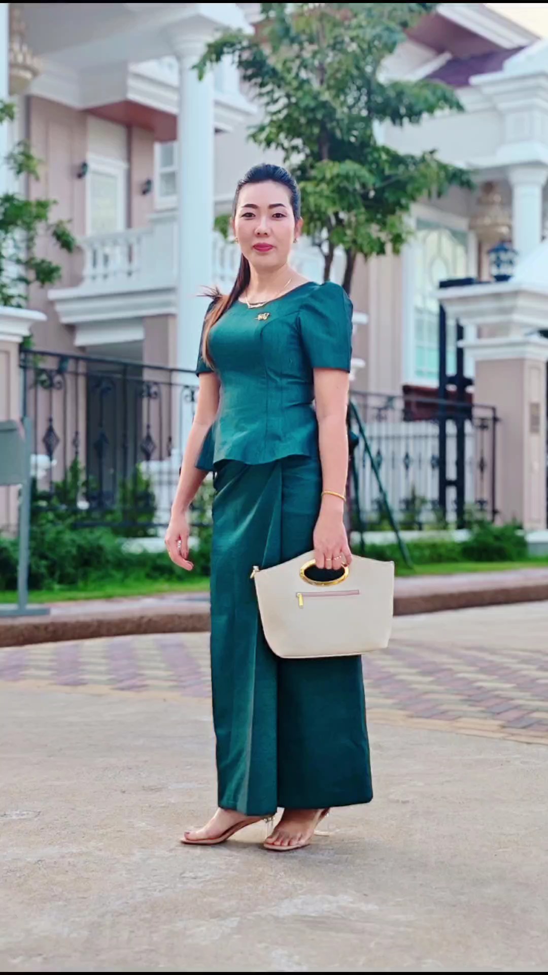 គ្រាន់តែឃើញការណា