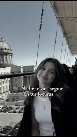 Ella existiendo