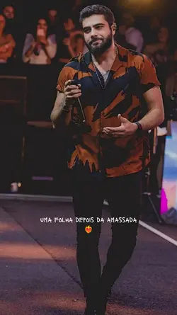 Uma folha...