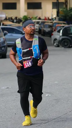 Running marathon 6