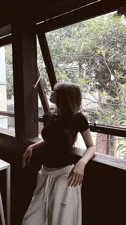 1 ảnh + màu