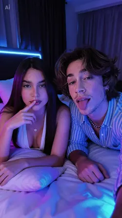 Couple selfie Ai Fil