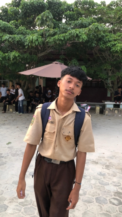 versi kabur 