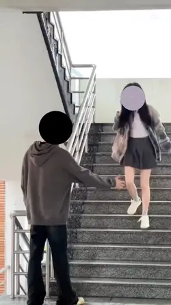 顔ハメ