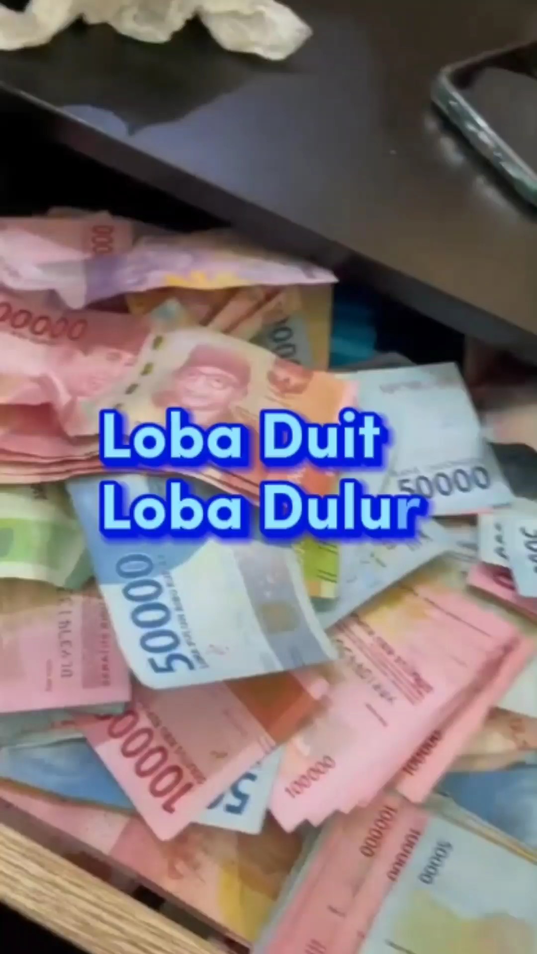 Loba Duit Loba Batur