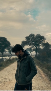 Tukhse rangish bhi🙂