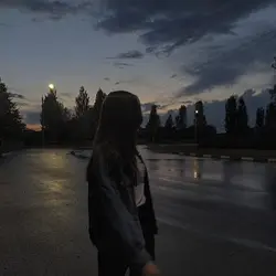 :<<
