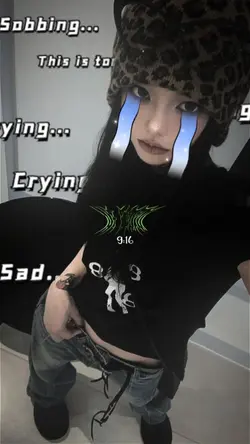 Crimson Horizon Aren