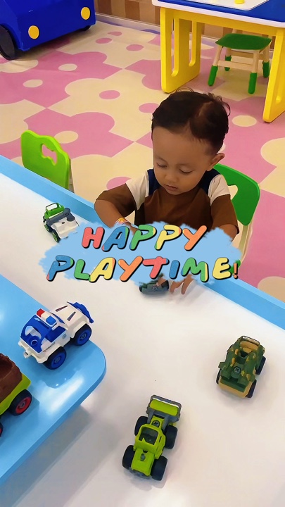Kinder glückliche Spielzeit