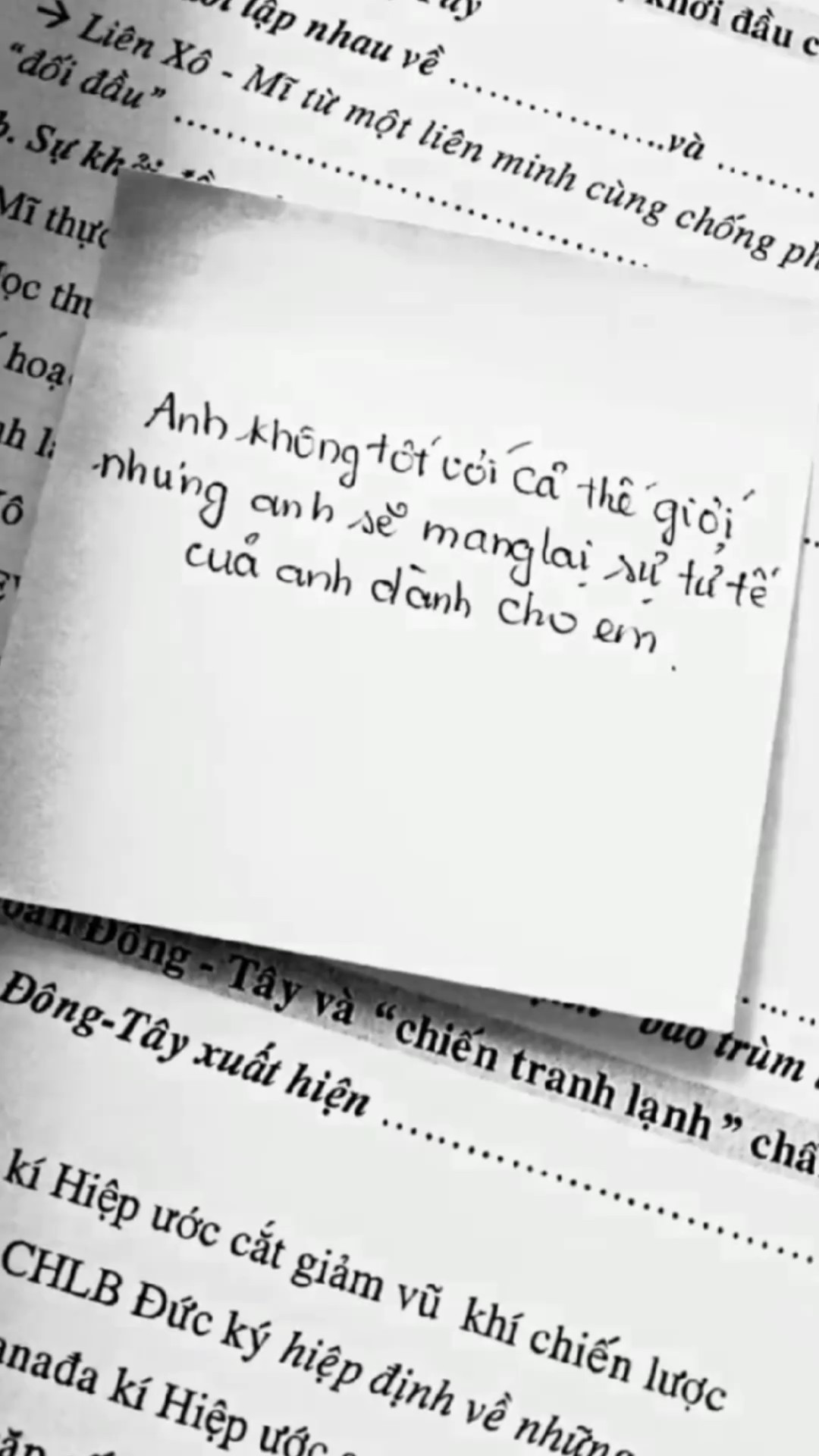 mẫu 1 ảnh tâm trạng 