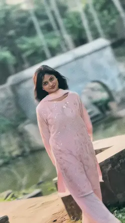 এখন একলা একা সময় গুলো.🥺💫