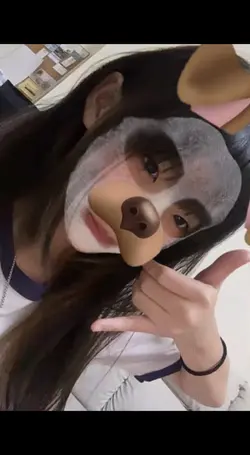 😗
