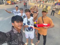 Ah  bot bot …..🤣