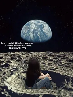 lagi nyantai dibulan