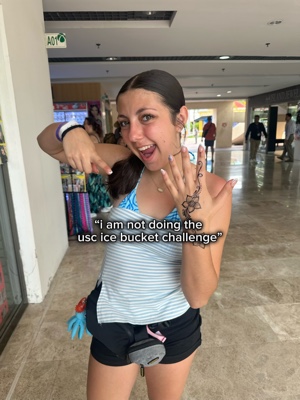 Eu odeio todos vocês 