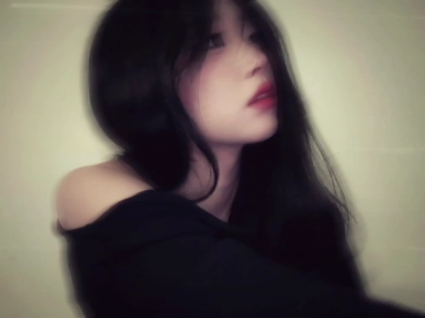 5 photos