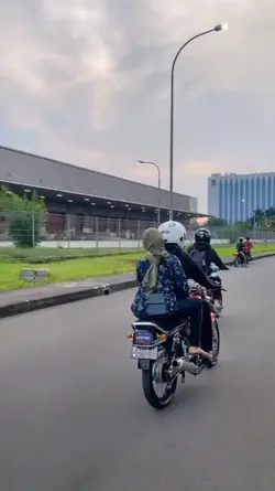 slowmo naik motor
