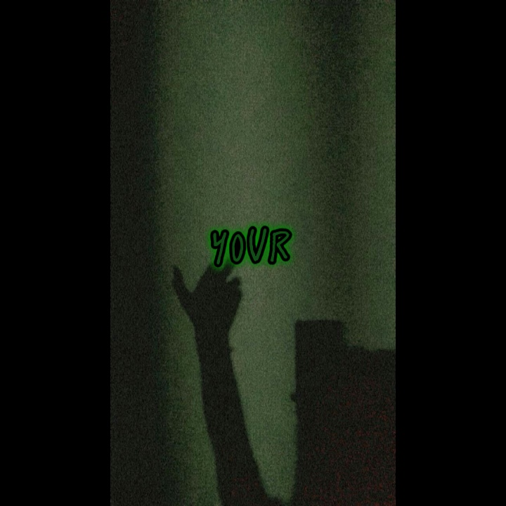 Verde escuro