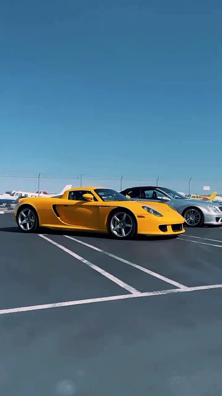 Flexing Cars