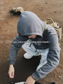 aku suka cowok masak