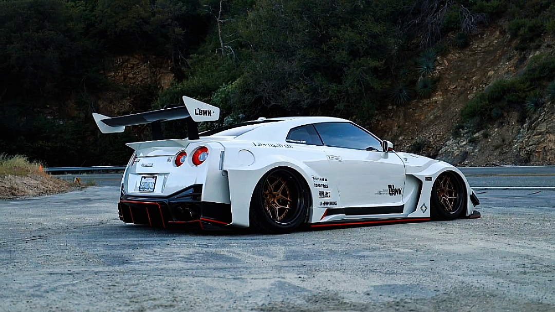 cinematic car trend 