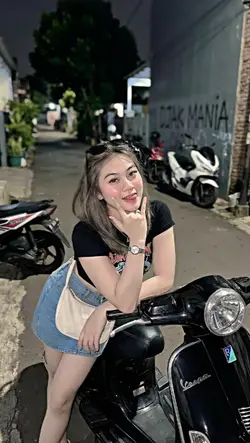 cup bibir dikecup 